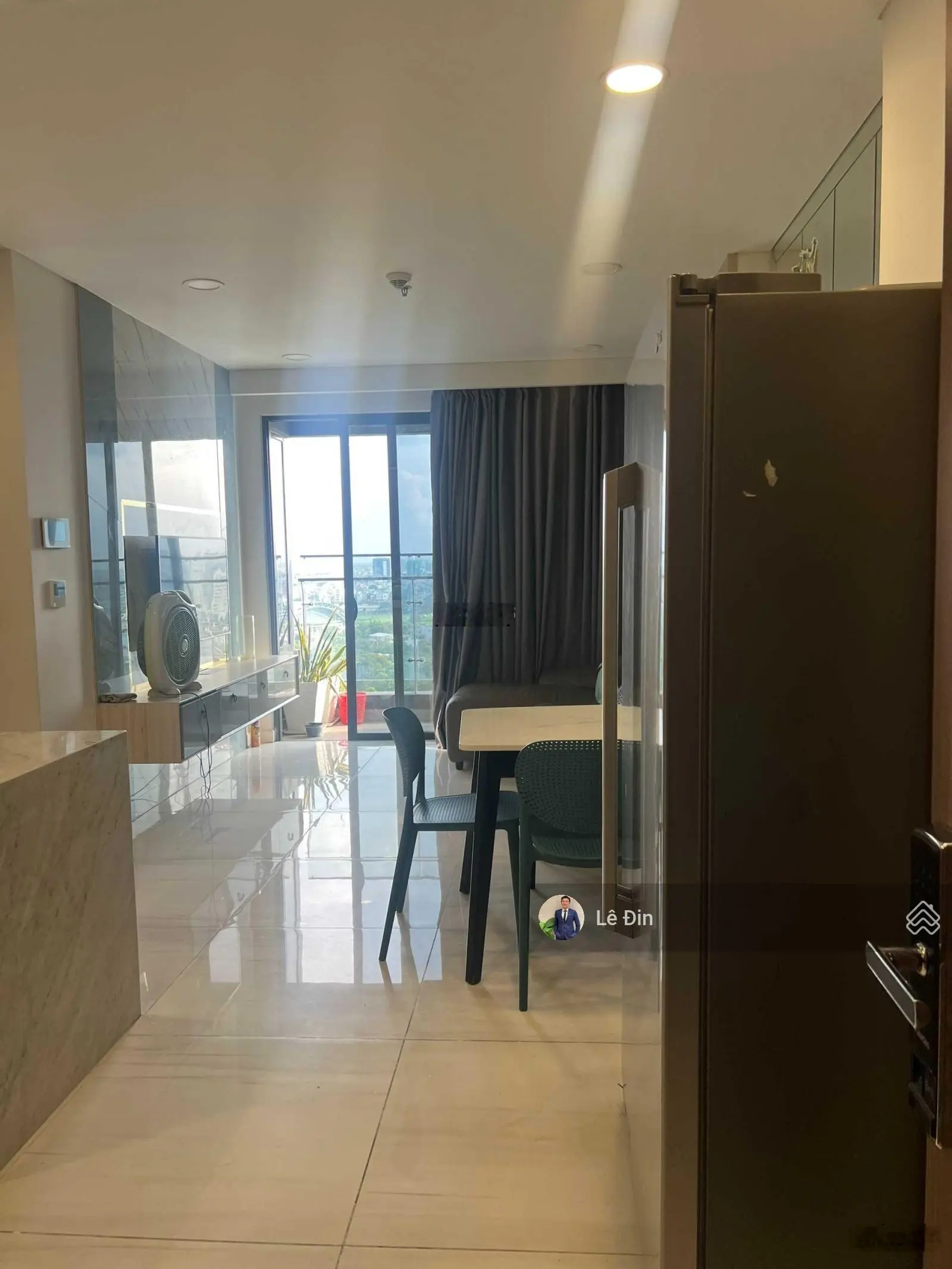Chủ kẹt tiền cần bán lỗ căn hộ Kingdom101, 73m2, full nội thất giá siêu rẻ. LH: 0907 582 *** - Mr Đin