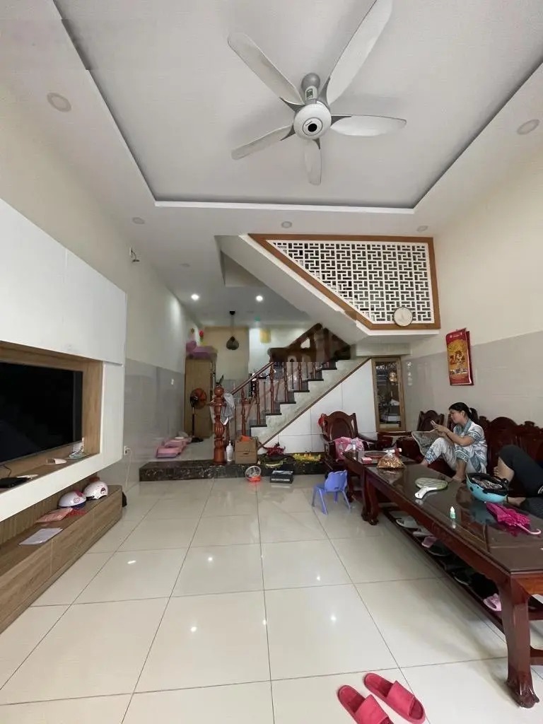 HTP Quận 7, Nhà đẹp 4 Lầu 4pn, hẻm 1 sẹc, ngang lớn 5m, dtsd 185m2, 10m ra mặt tiền, nhỉnh 6 tỷ TL