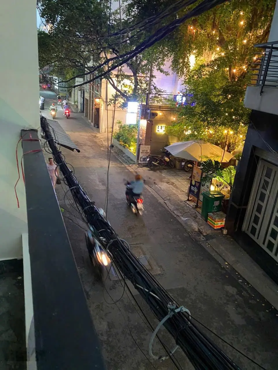 Bán nhà hẻm xe hơi, đường Hoàng Văn Thụ, Quận Phú Nhuận