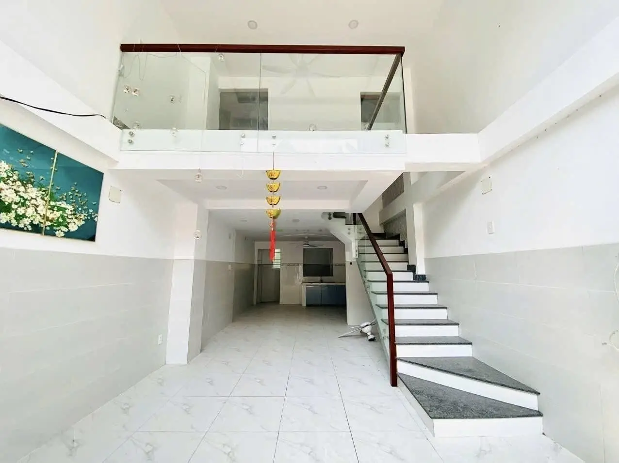 Nhà 3 tầng mới tinh ngay chợ Thủ Đức, hoàn công chuẩn, ô tô ngủ ngon trong nhà 6.59 tỷ