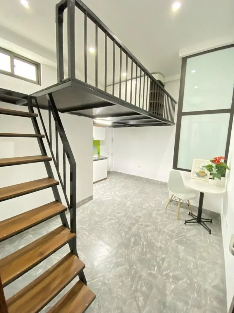 Bán tòa căn hộ dịch vụ 60m2*7T, 22P, 100tr/tháng giá 14.5 tỷ Yên Xá, Thanh Trì