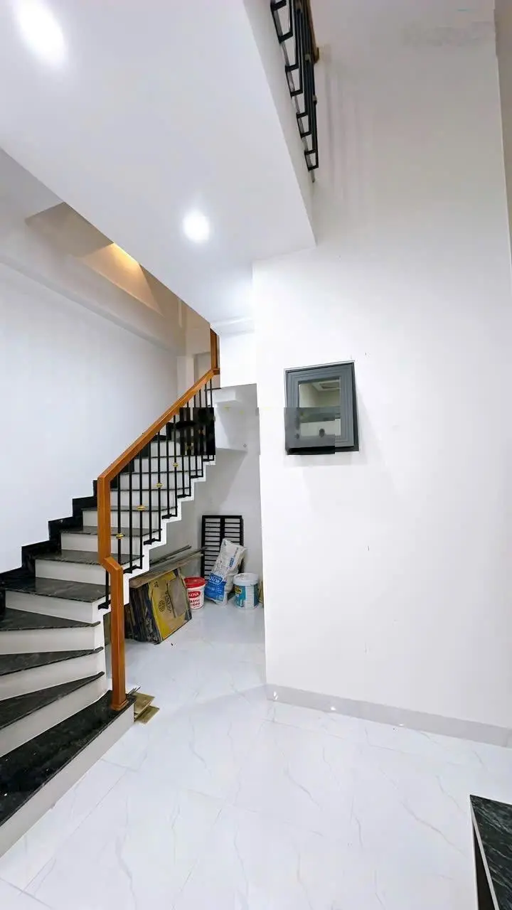 Bán gấp nhà đẹp mới xây khu vip mặt tiền đường số xe hơi đỗ cửa 3 tấm dt 4*8 giá 7tỉ999 tl đậm sâu