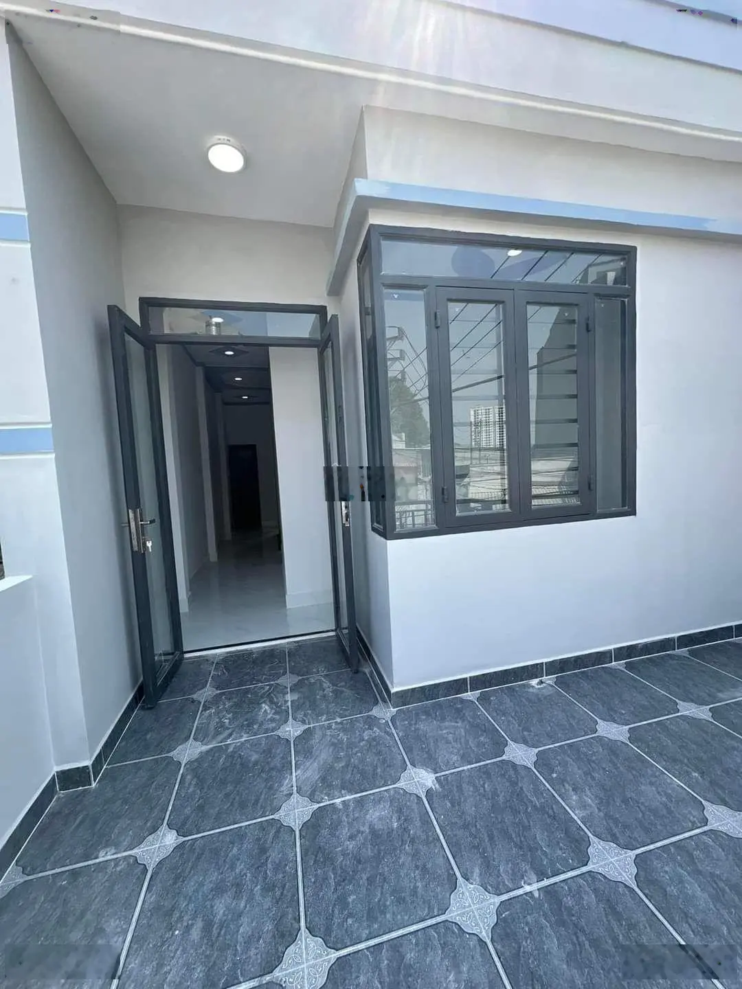 Nhà lầu trệt MT Nguyễn Đức Thiệu, P. Dĩ An kinh doanh mua bán tốt