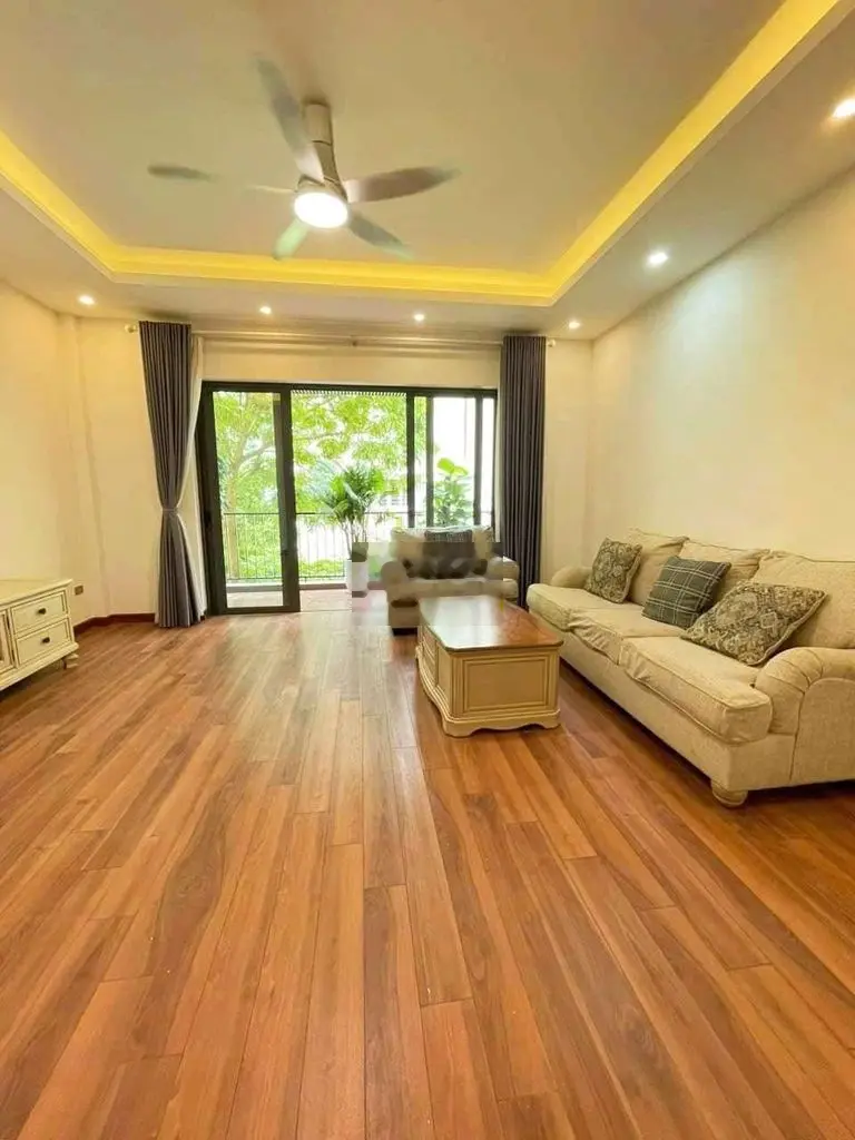 Hồng Tiến, Long Biên, 4T ×80m, ÔTÔ Tránh, Full Nội Thất, Hơn 16 Tỷ