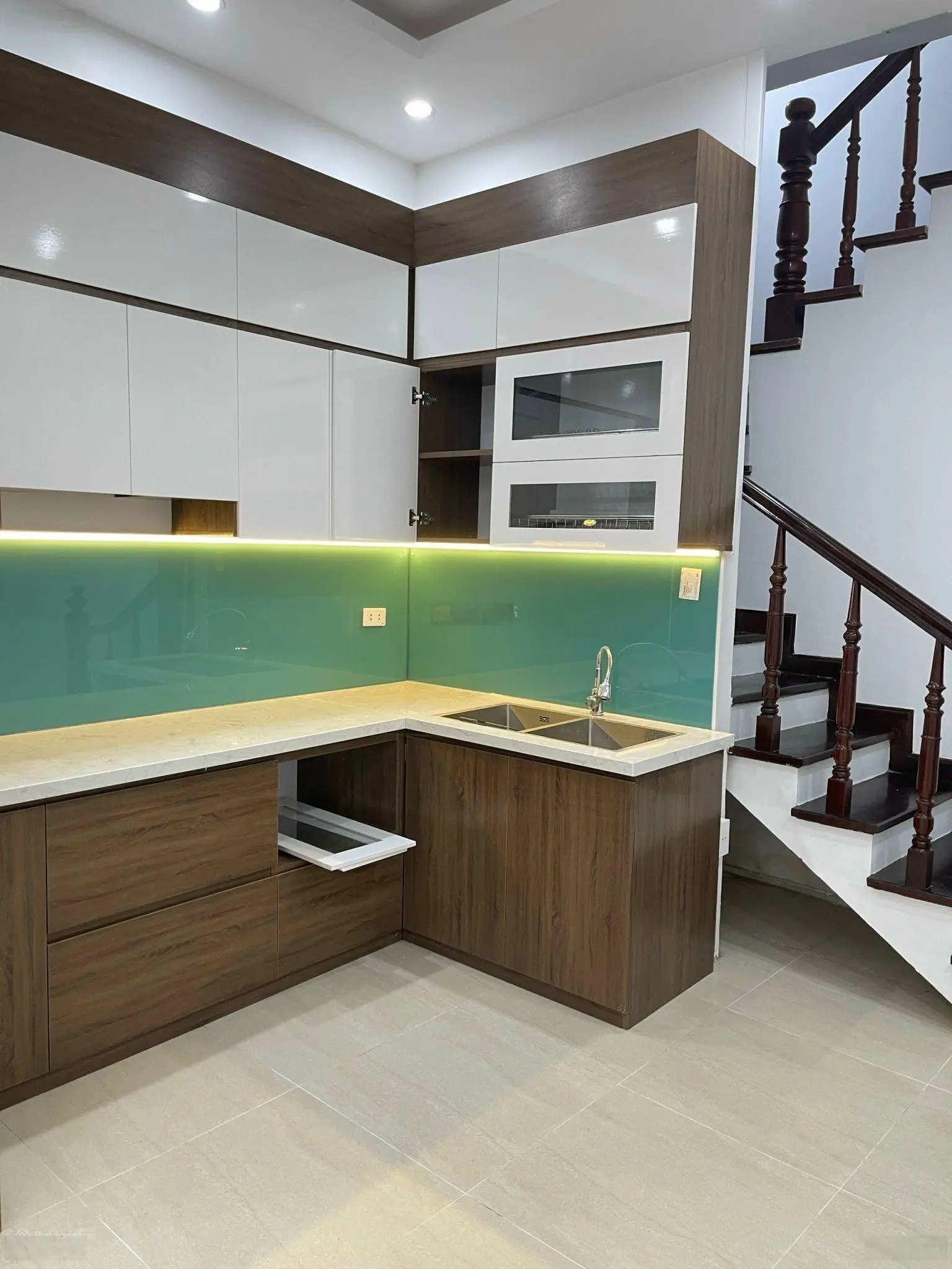 Chính chủ bán nhà riêng Khâm Thiên, Đống Đa, Hà Nội; DT 35mx4 tầng 5 tỷ