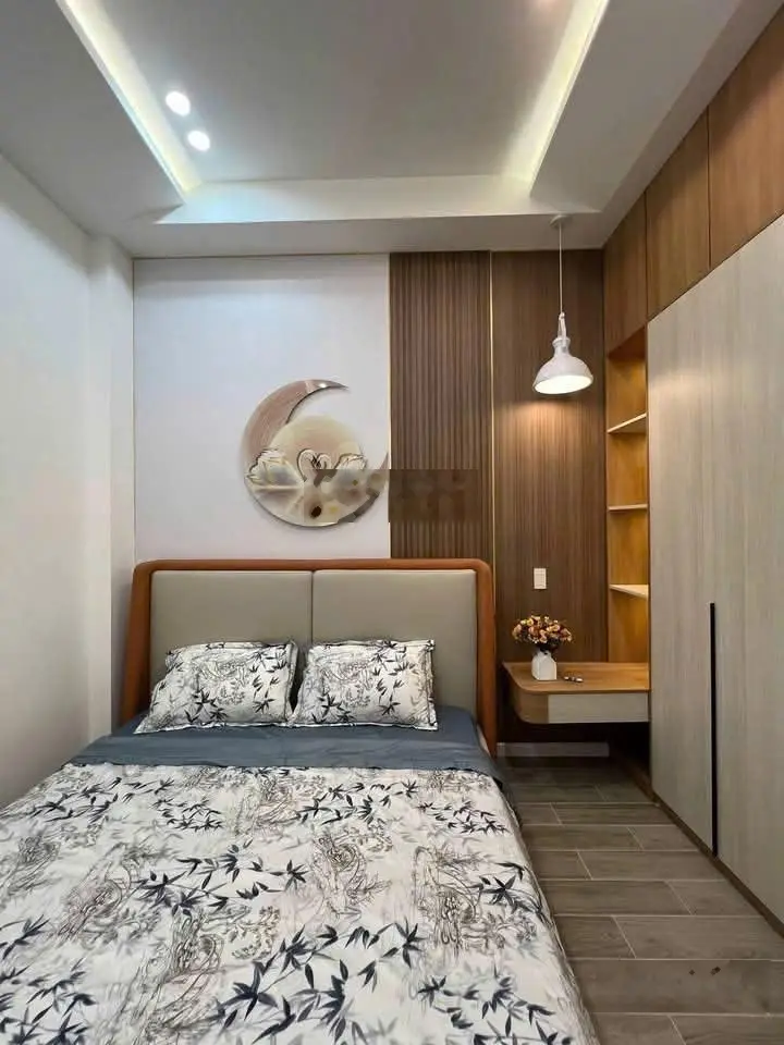 Nhà đẹp Phan Xích Long 75m2, 2 tầng 3PN-3WC giá 2ty450 - SHR -Nằm gần các tiện ích, khu ẩm thực PXL