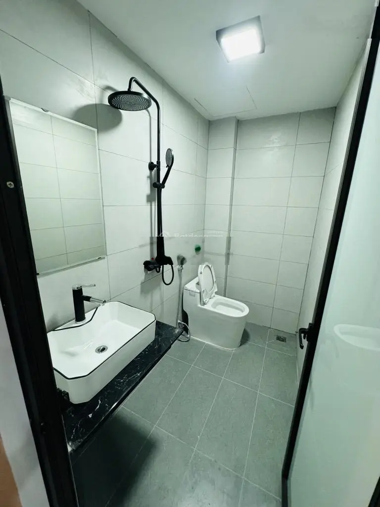 Bán nhà 52m2 tại Hoàng Mai chỉ 7,45 tỷ, ô tô đỗ cực gần, tặng nội thất cao cấp đầy đủ, 4 tầng x 6PN