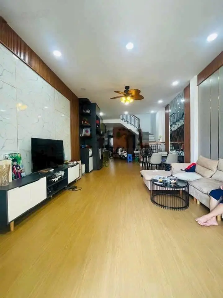 Bán nhà 2 tầng 2 mê MT đường Nguyễn Cao - Thanh Khê