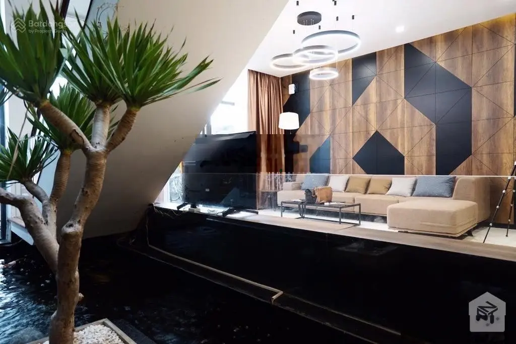 Bán villa mặt tiền Nguyễn Phạm Tuân, được chủ thiết kế tâm huyết, dt 140, ngang 7m - giá 10 tỷ 5 TL