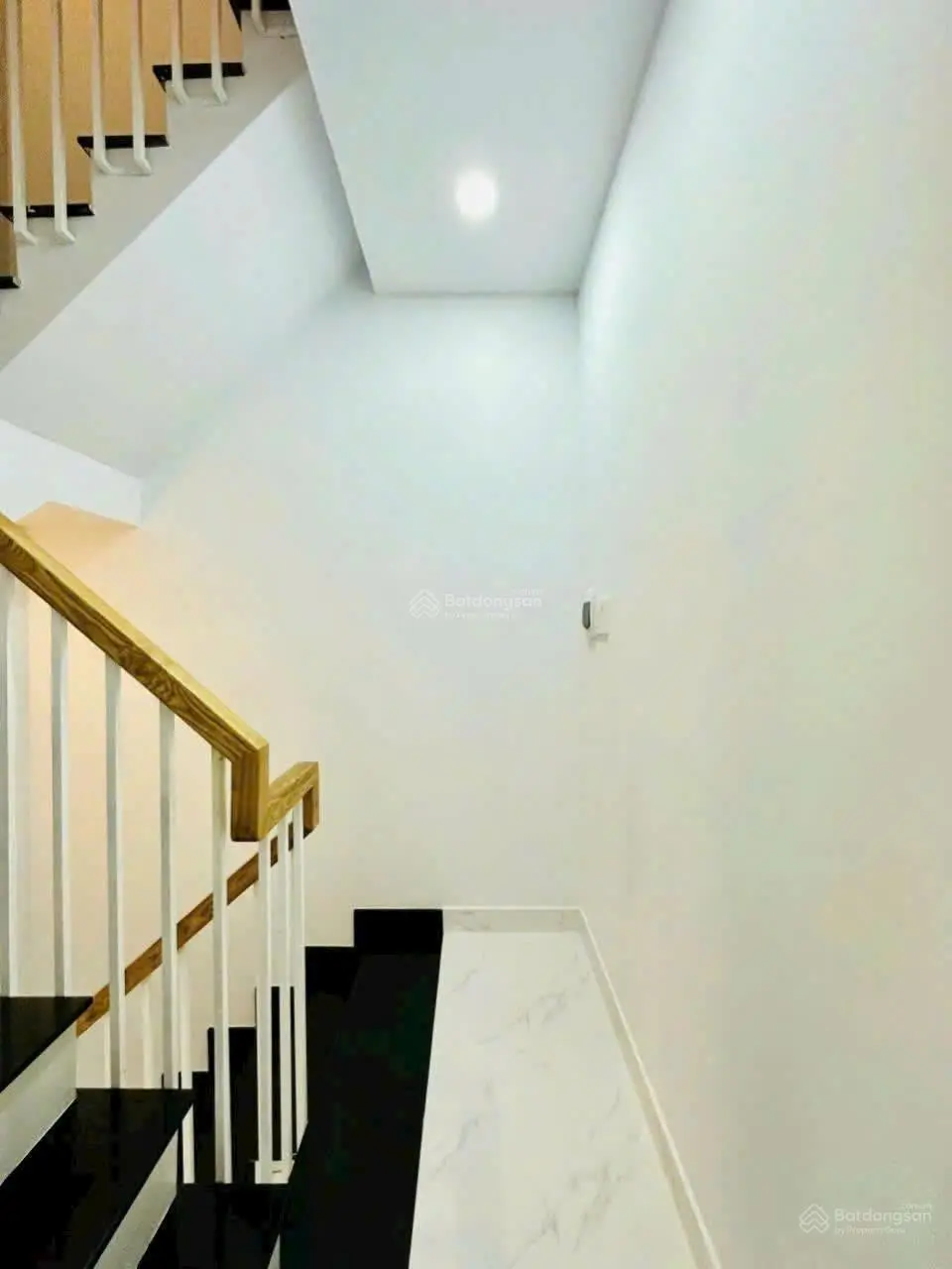 Bán nhà 40,8m2 / 3,89 Tỷ, 4 tầng đường Trần Não, phường An Khanh, quận 2.