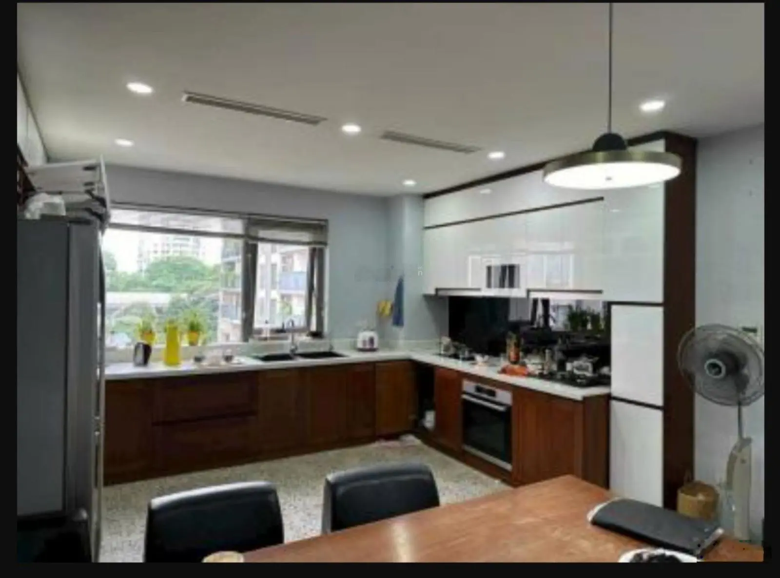 Bán nhà riêng 45m2 đường Nguyễn Xiển, vỉa hè, thang máy,ô tô tránh, Văn phòng chỉ nhỉnh 2x tỷ