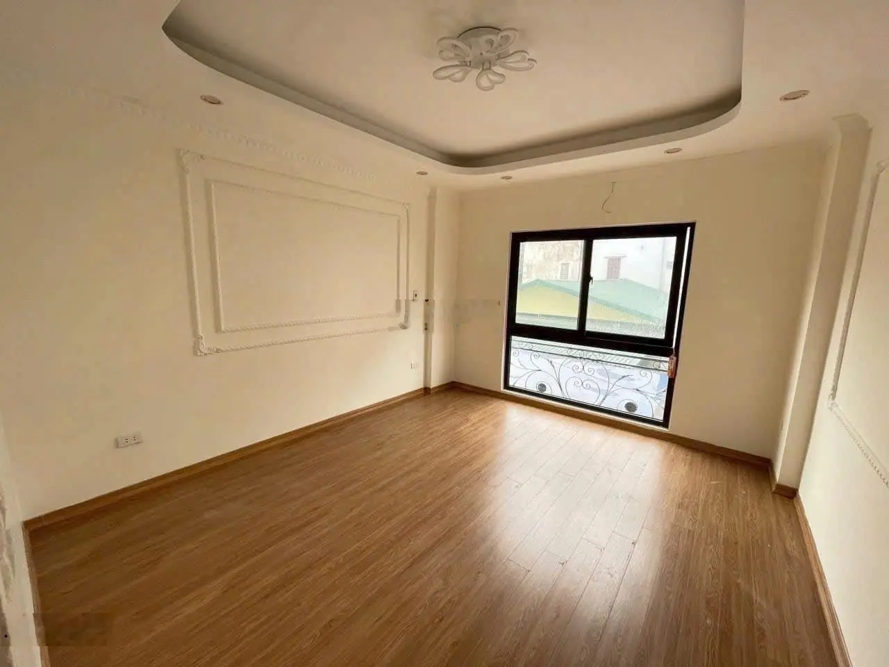 Bán nhà 34m2 tại Thạch Bàn, Long Biên, Hà Nội