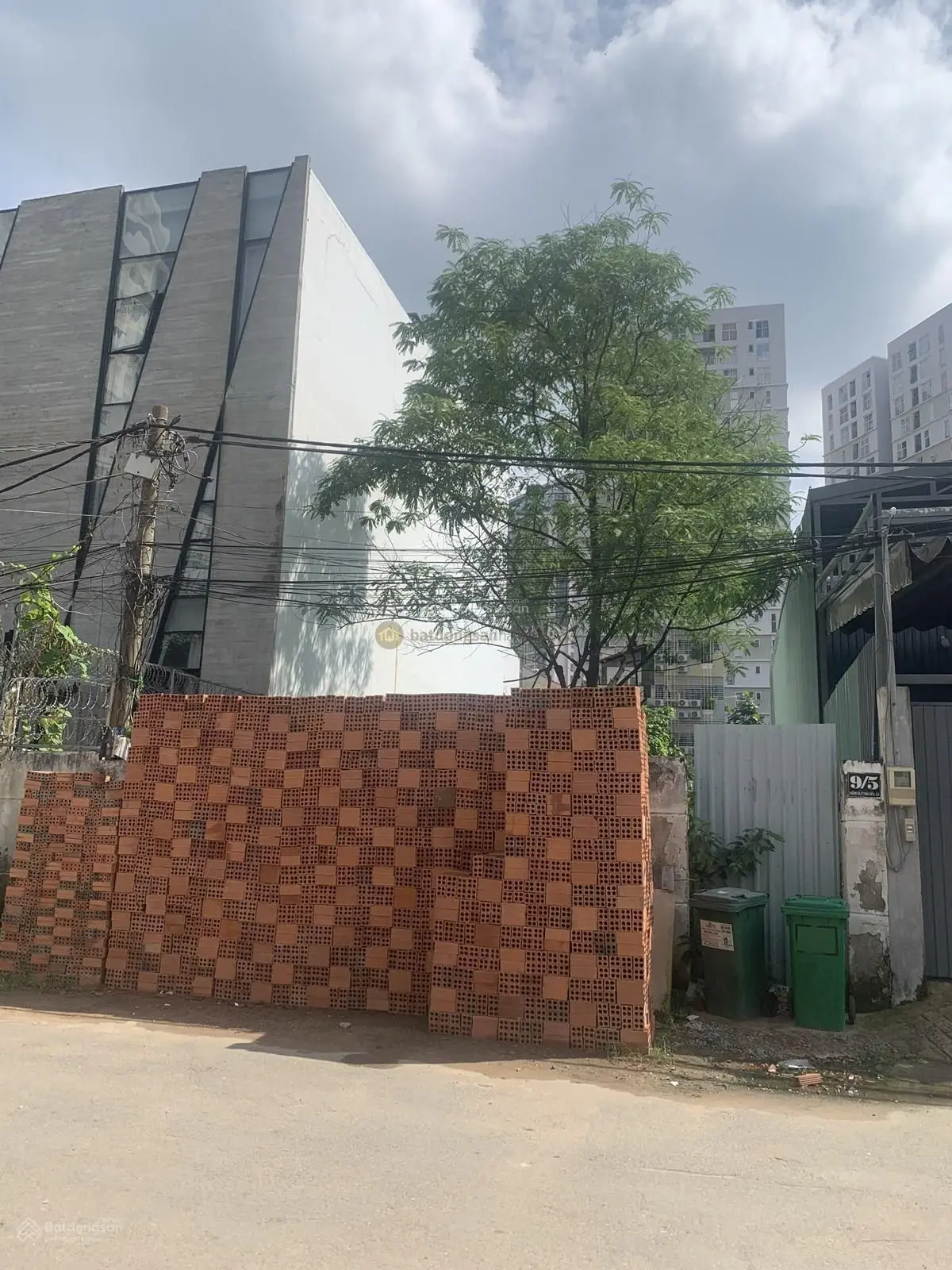 Bán đất dự an công ty Du Lịch, DT 8,5X27 CN 230m2 giá 43,5 tỷ