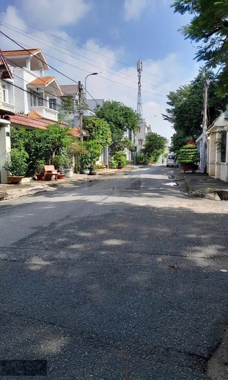 Bán gấp nhà hxt phú hữu, quận 9, diện tích 180m2 , giá nhỉnh 12,7 tỷ