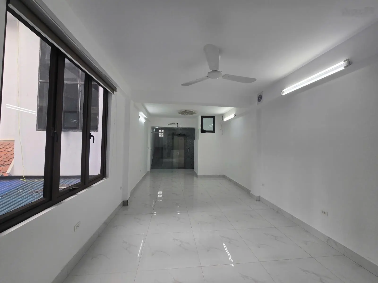 Bán nhà 6 tầng thang máy phố Yên Hòa-Cầu Giấy-Hà Nội, vị trí đẹp, kinh doanh tốt. Giá thương lượng!