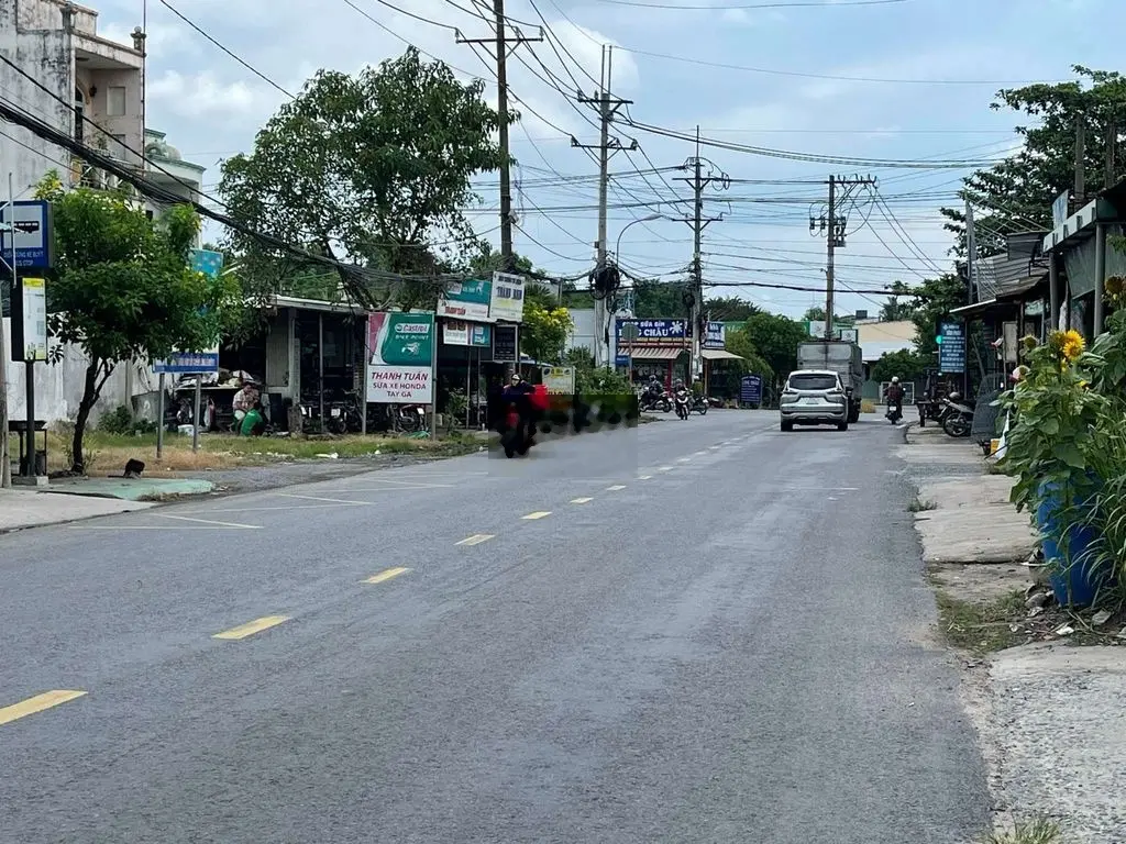 Đất mặt tiền nguyễn thị rành dt 3290m2 thổ 1800m2