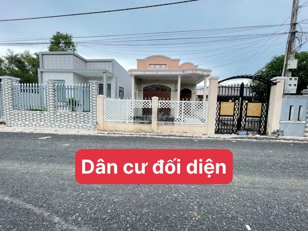 BÁN ĐẤT LỘC AN - ĐẤT ĐỎ CÁCH BIỂN 900M NGANG 8M GIÁ 2,3 TỶ