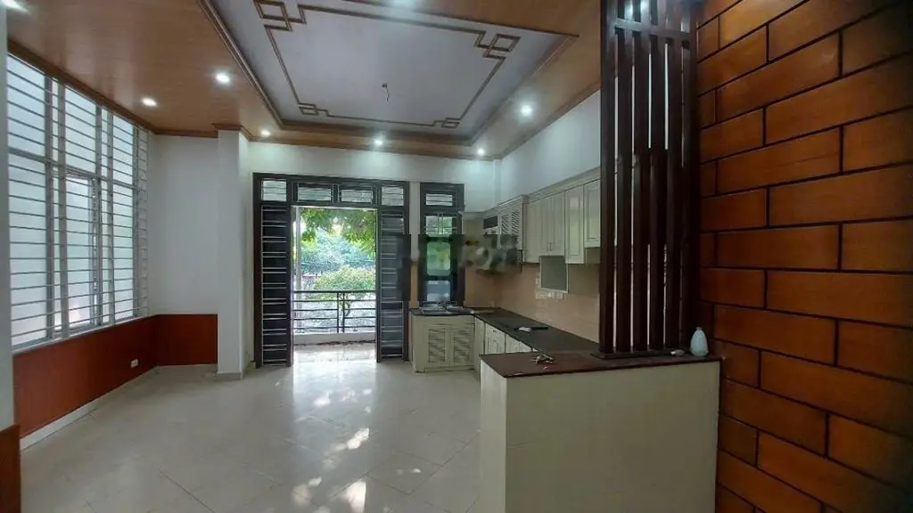 Bán nhà phố Trần Bình đường thông, vỉa hè, kinh doanh, 55m 17 tỷ