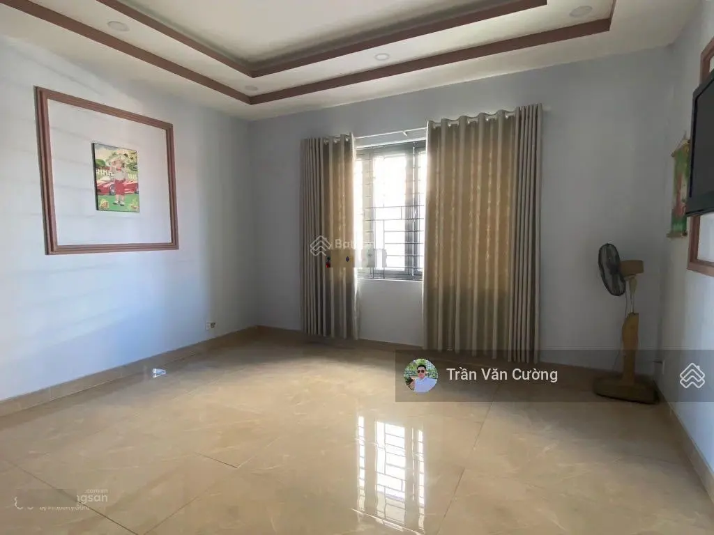 Hàng rất hiếm gấp bán nhà đẹp Lê Văn Việt, trung tâm Q9, ngay Vincom Quận 9, 15tỷ