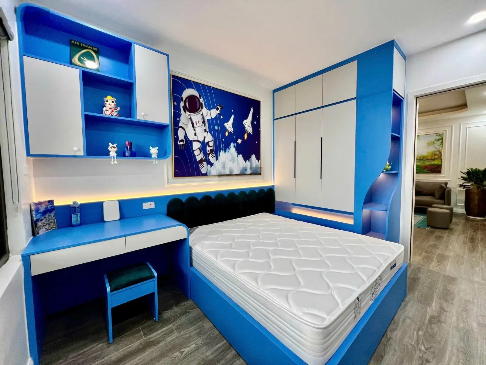 Bán căn hộ 111m2 tại trung yên plaza, giá 7,8 tỷ, 2 pn, pháp lý đầy đủ