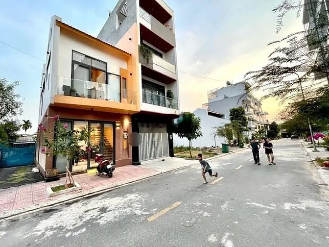 Siêu phẩm nhà phố - khu vip đường 12m an phú đông quận 12 - 2 tầng, 4