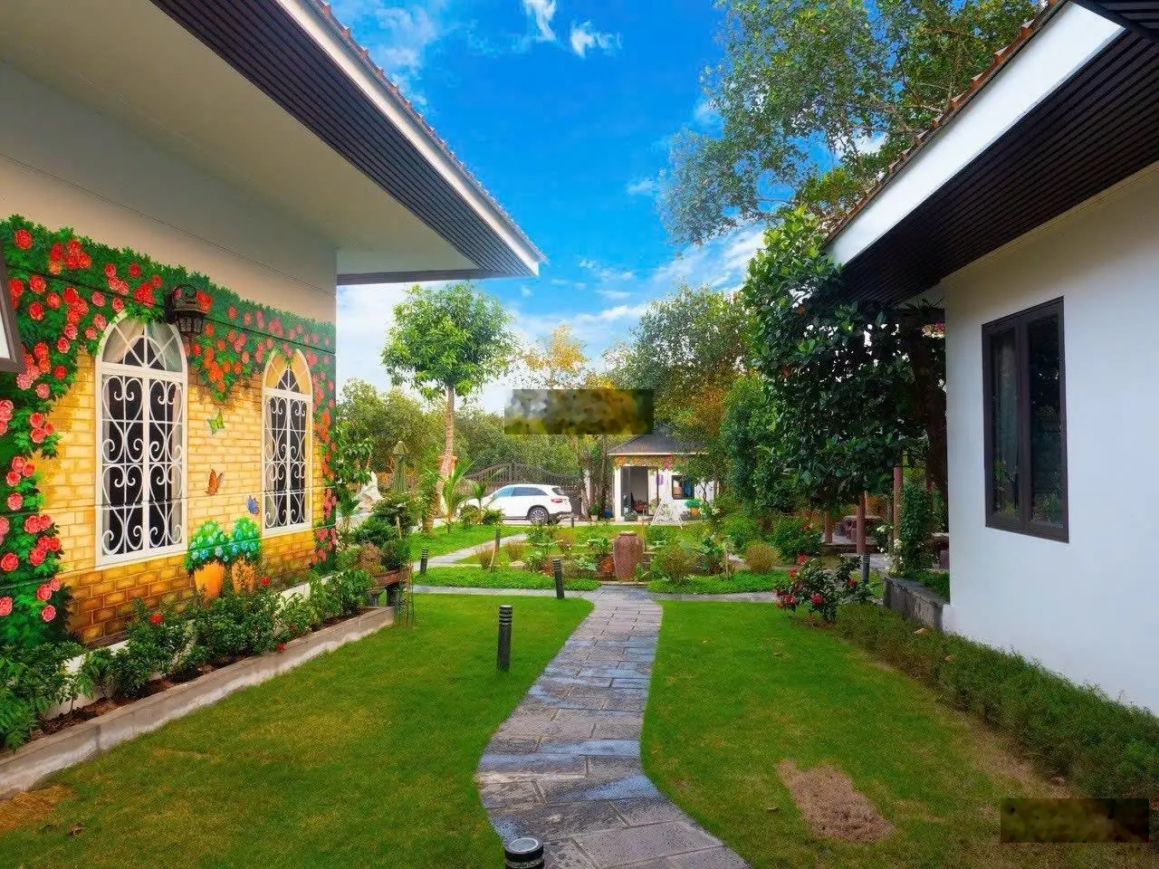 Bán villa dòng tiền siêu đẹp 2296m2 tại xã cổ đông,view đẹp, giá tốt. đang vận hành tốt