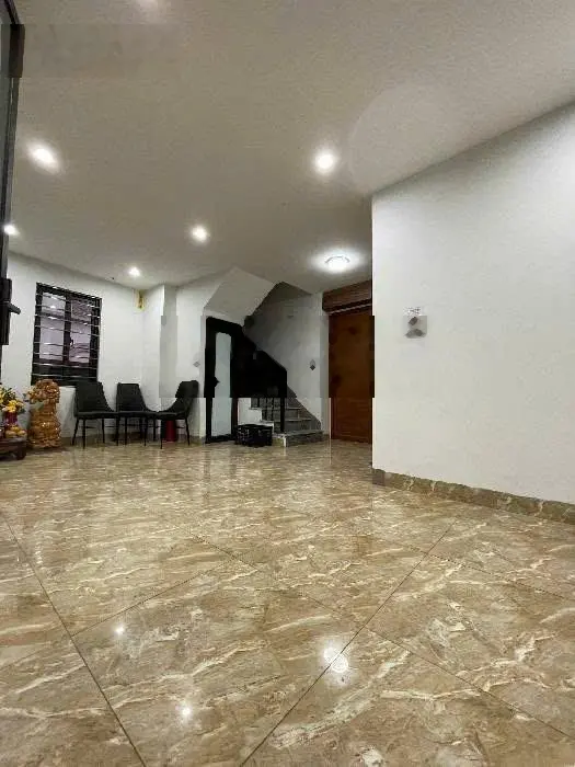 Bán nhà mặt phố đường Thiên Hiền, 31,5 tỷ, 95m2, 30 pn, pháp lý đầy đủ - ô tô đỗ cửa - 10 tầng