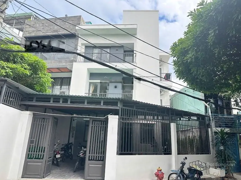 Chung cư mini 200m - full nội thất - dòng tiền 100 triệu/tháng