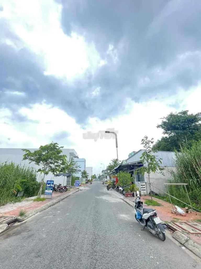 GIẢM GIÁ BÁN GẤP NỀN ĐS 1 HỒNG PHÁT NGÃ 7