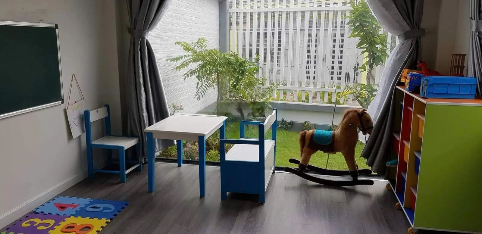 Bán nhà đường 274/ Nguyễn Văn Tạo, giá sốc chỉ 5,8 tỷ, DT 8,3x22m, 178m2, 4 PN, 4 PT