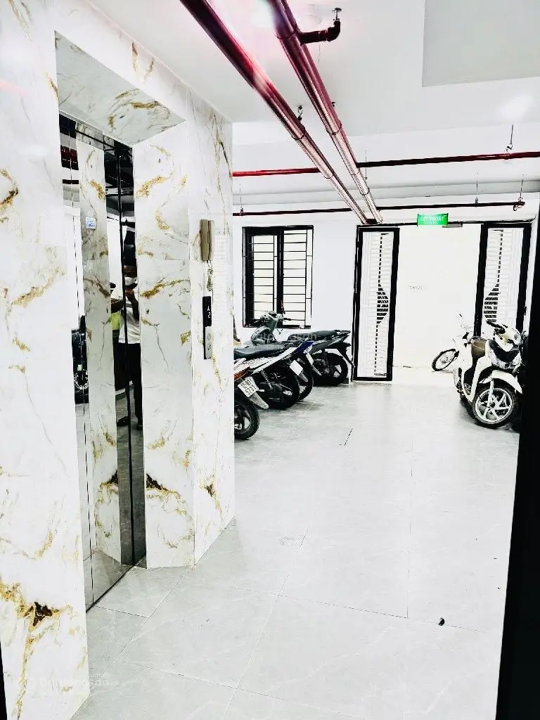 Bán CHCC 7 tầng Pháo Đài Láng, thang máy, PCCC, thang thoát hiểm, dòng tiền 70tr/tháng, 16.8 tỷ