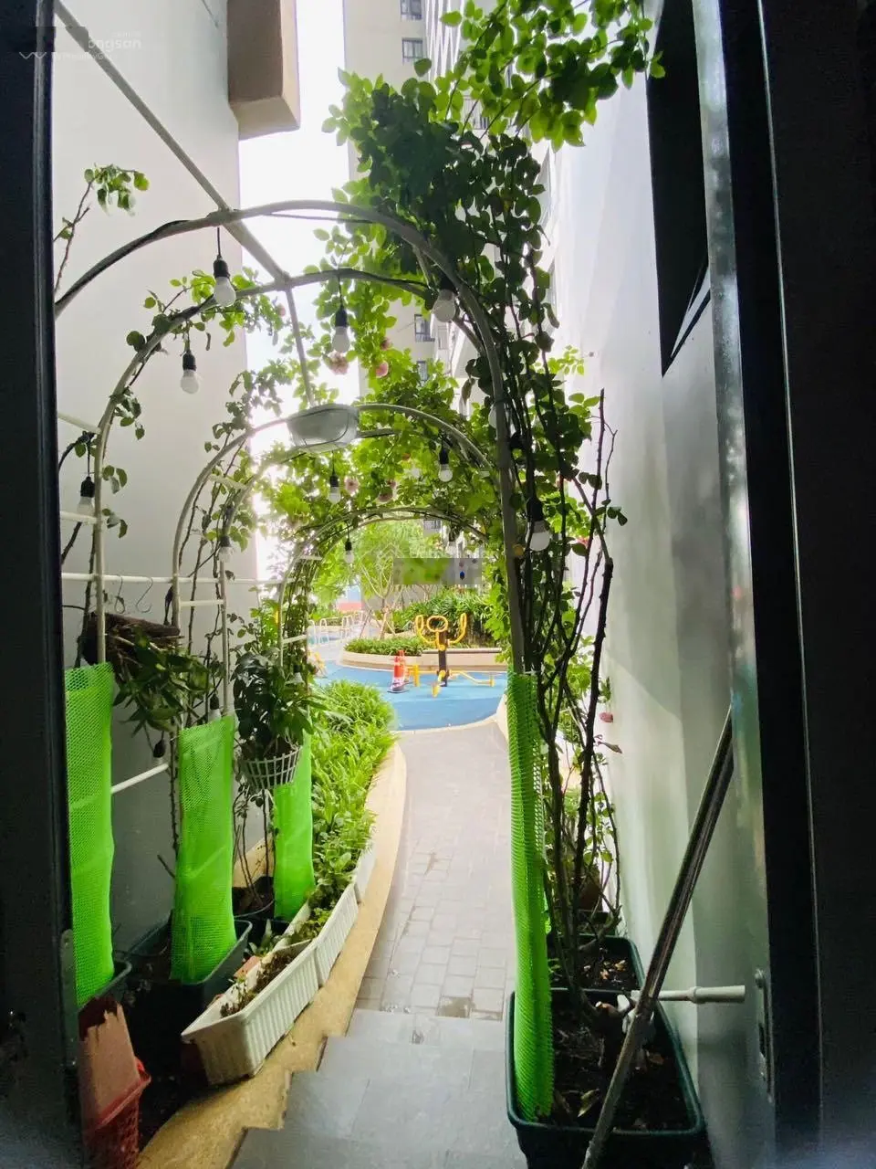 Bán căn hộ The View 4PN 3WC 168m2 full nội thất căn hộ Duplex sở hữu tầng sky garden, hồ bơi 9.2 tỷ