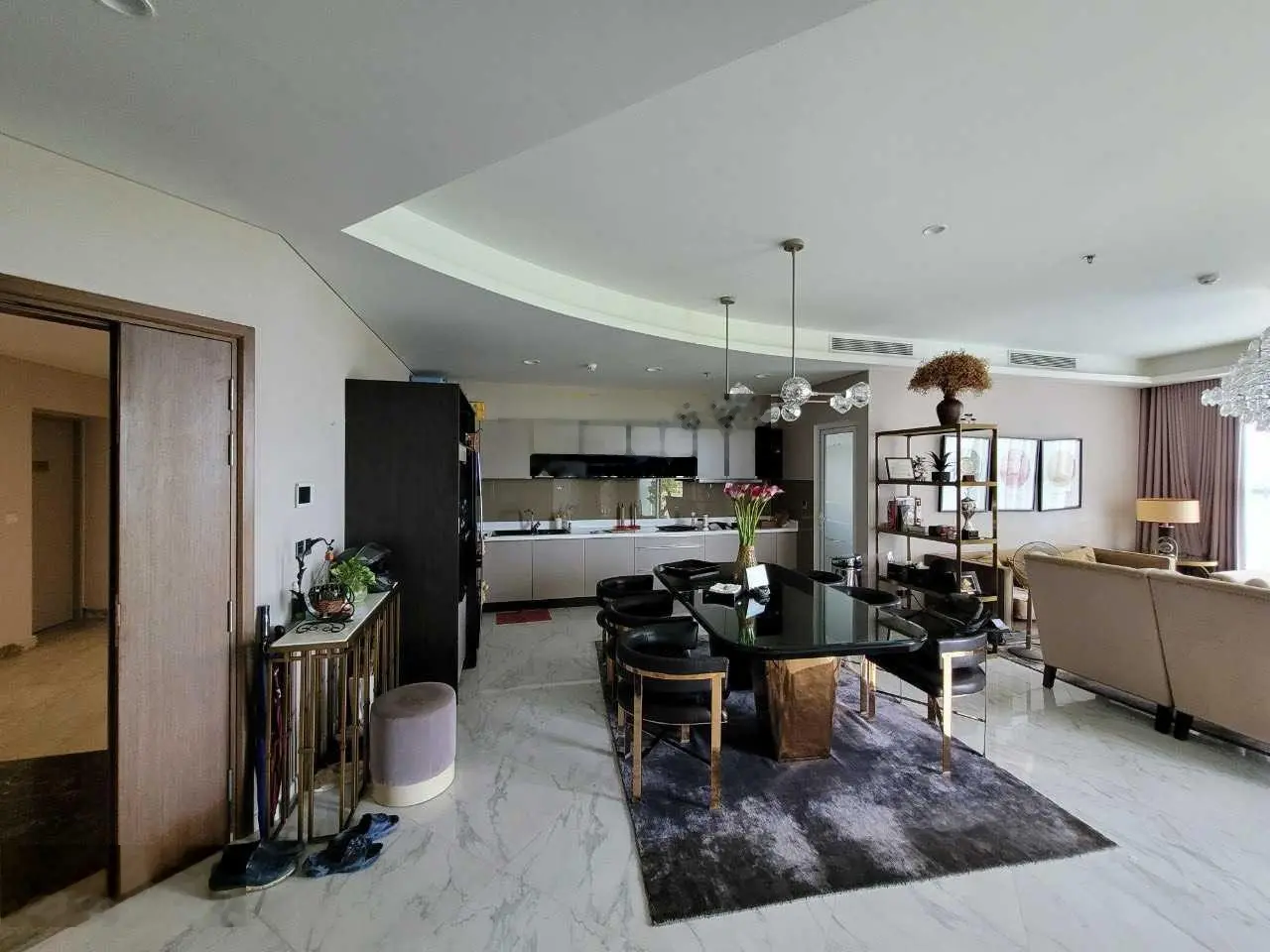 BÁN CĂN GÓC SARICA RẺ HƠN CĂN THƯỜNG CHỈ 23,5 TỶ DT 154M2 NHÀ VÀ VIEW ĐẸP