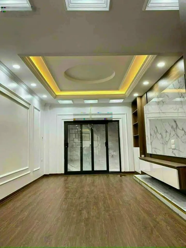 Bán nhà mới xây ở Tả Thanh Oai Cầu Tó, Thanh Trì, HN 45m2 x 5 tầng LH 0983 860 ***