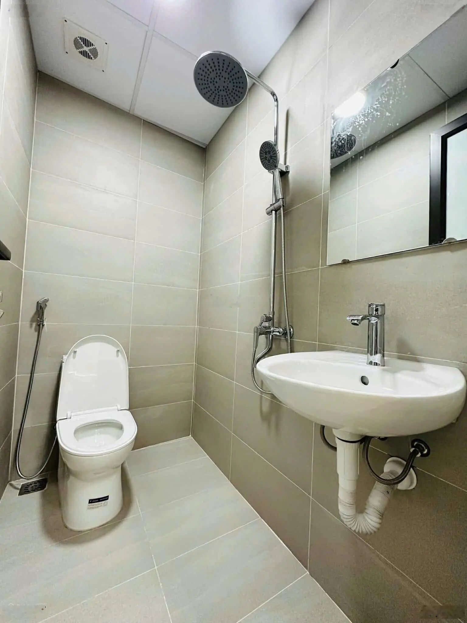 Bán nhà 4 tầng mới đẹp, diện tích 26m2, 3 ngủ, 3 wc tại Kim Mã, Ba Đình, Hà Nội, giá 5.6 tỷ