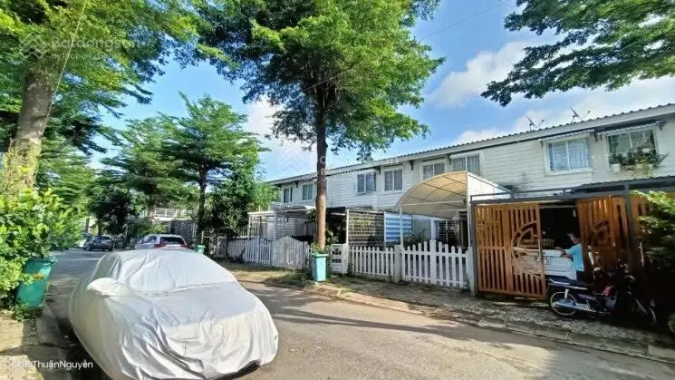 Bán nhà phố liền kề 5*15m, giá 3,65 tỷ đường nhựa 11m khu dân cư Ehome 4 hướng Bắc
