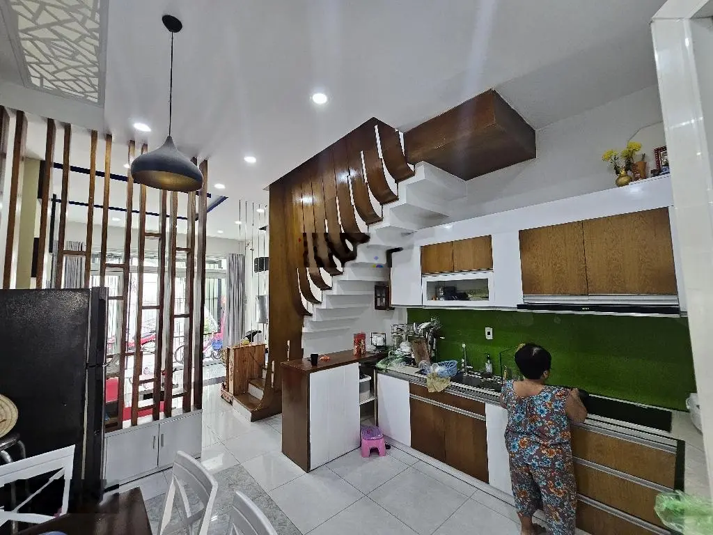 Bán nhà, hẻm xe tải, Lê Đức Thọ, Gò Vấp, 4 tầng, ngang 5m x dài 10m, giá 5.8 tỷ
