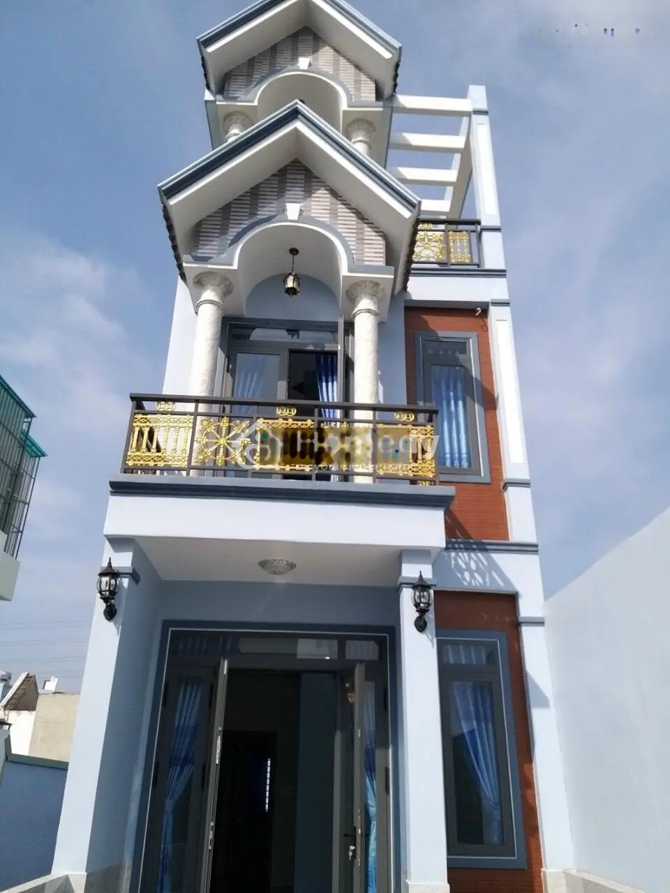 siêu phẩm quận 12,nhà xây 3 tấm sân đậu xe hơi giá 6,8 TỶ