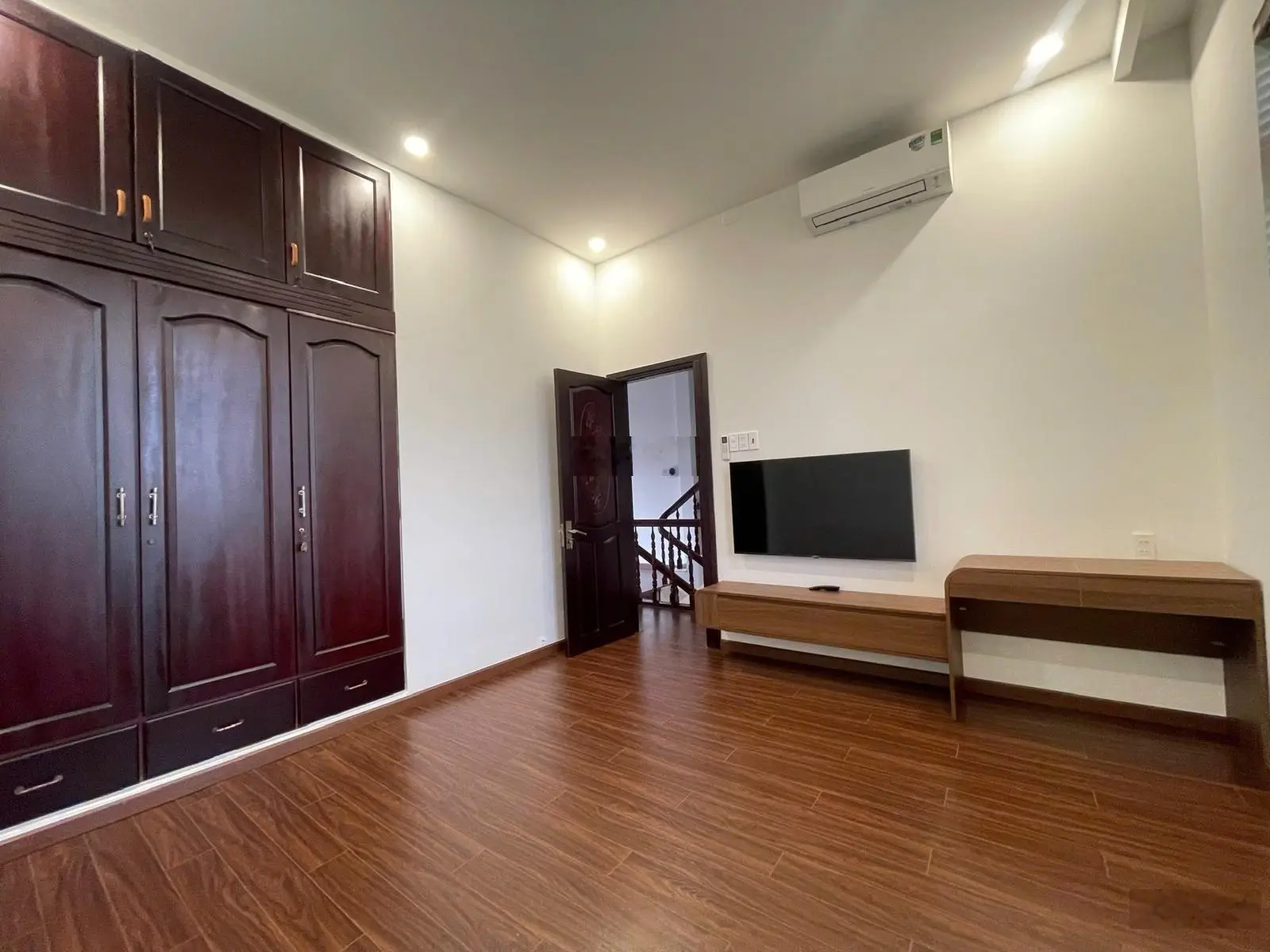 Nhà 3 tầng đẹp 88/26 Lê Hồng Phong - P. Phước Hải - TTTP Nha Trang