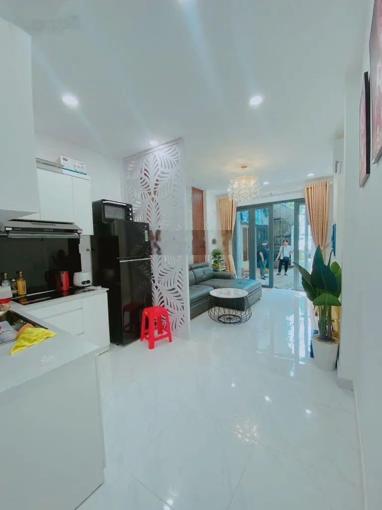 Hẻm xe hơi quay đầu rất đẹp - Nguyễn Trọng Tuyển - Phú Nhuận - DT 30m2 - chỉ 6.399tỷ TL