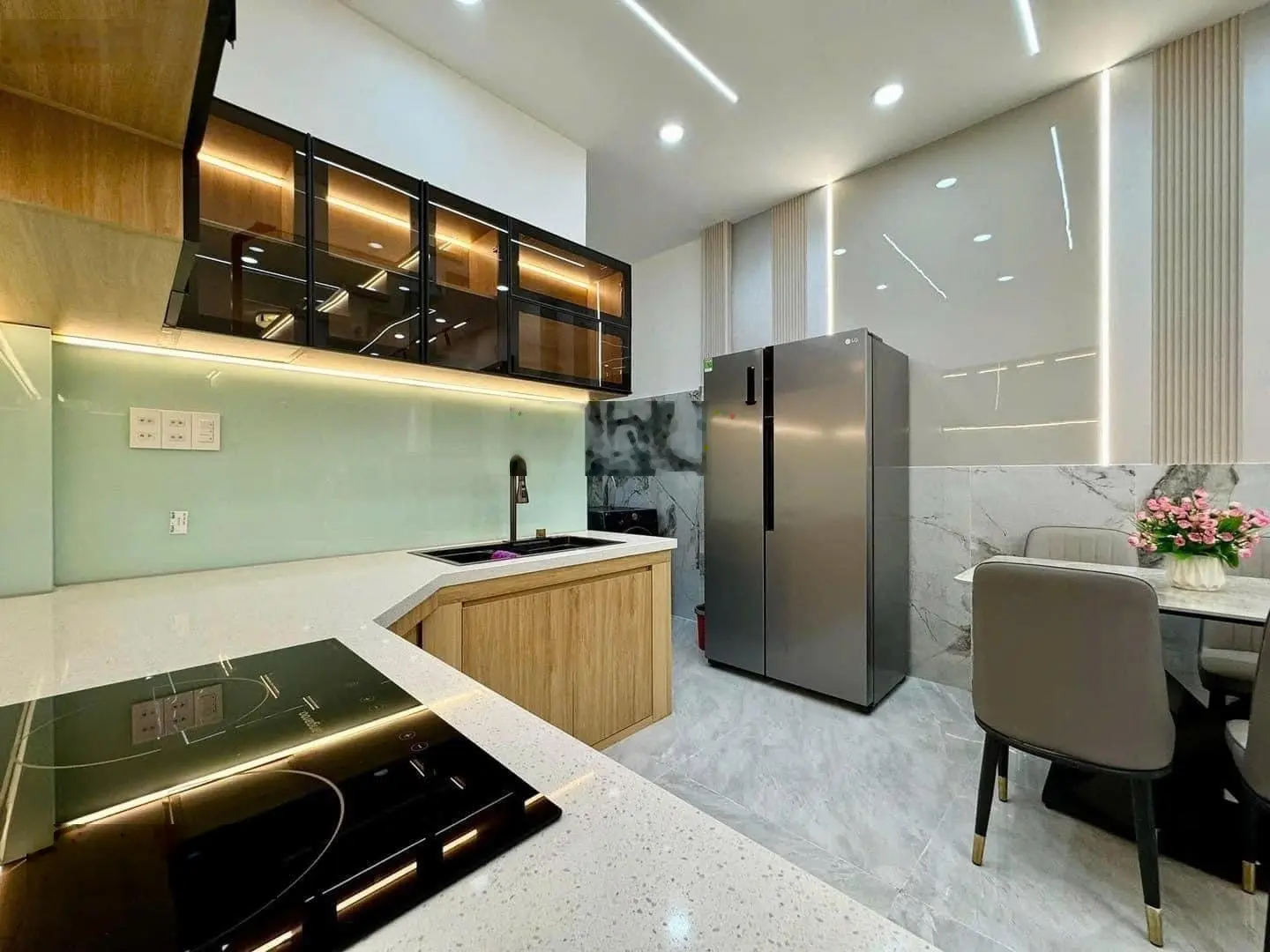 Cần bán gấp nhà Nguyễn Thái Bình, p12, Tân Bình. Giá 2,52 tỷ.SHR, pháp lí chuẩn