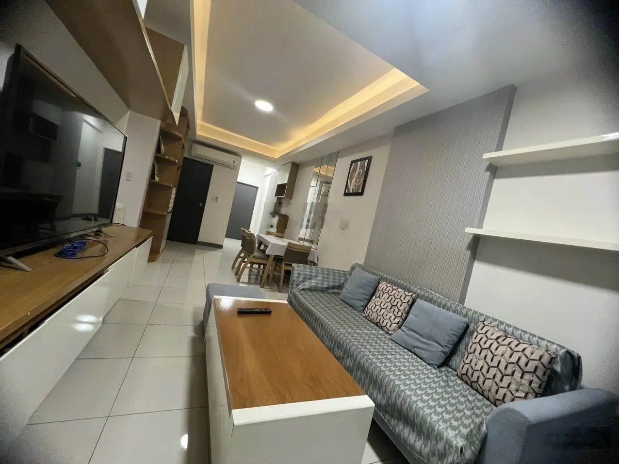 Mới nhận ký gửi ch green town q. bình tân dt 68m2 2pn 2wc tòa b3 giá 1tỷ760 tl view nội khu