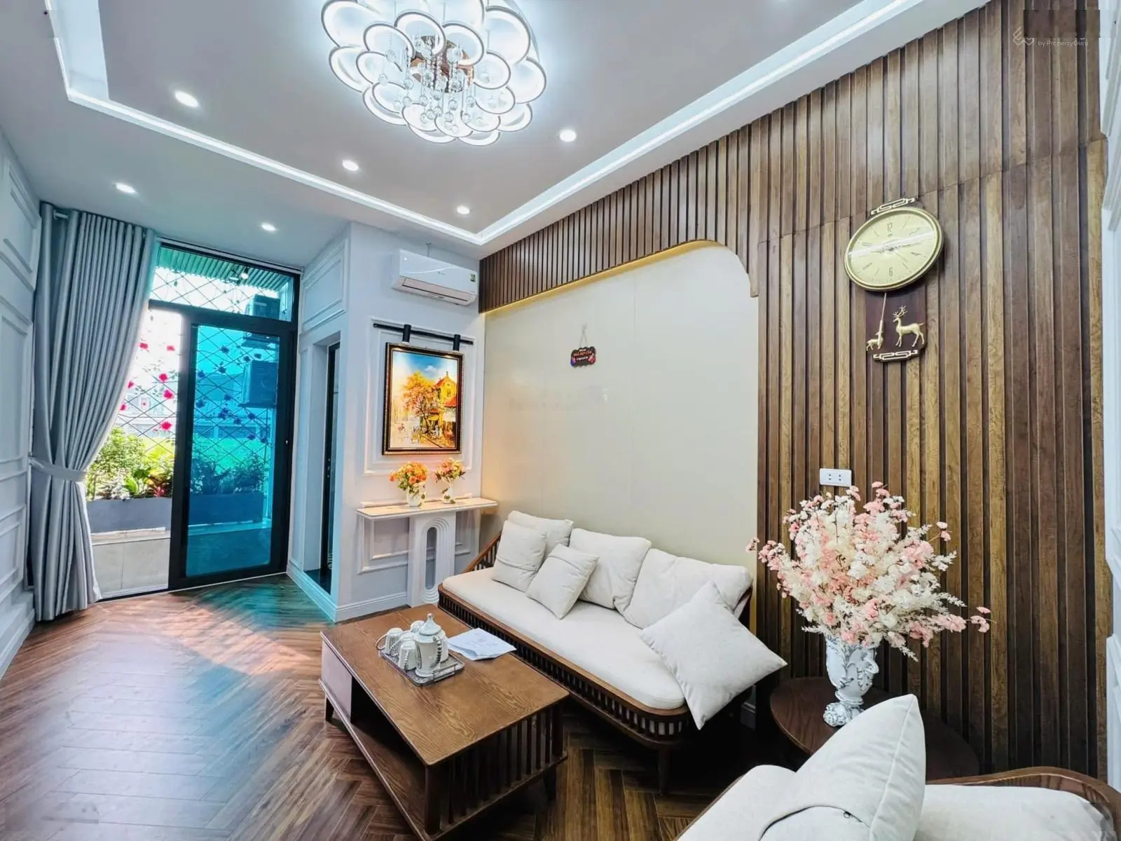 6.8 tỷ-38m2-lò đúc- trần khát chân-full nội thất- gân phố