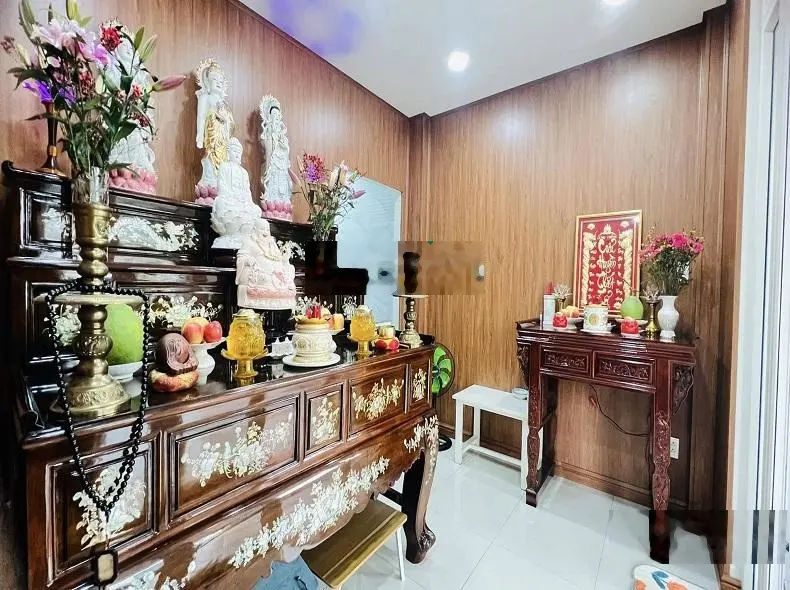 Bán nhà mặt tiền Nguyễn Biểu, P1, Q5, 92m2, 4 tầng, giá cực rẻ, chỉ nhỉnh 17 tỷ