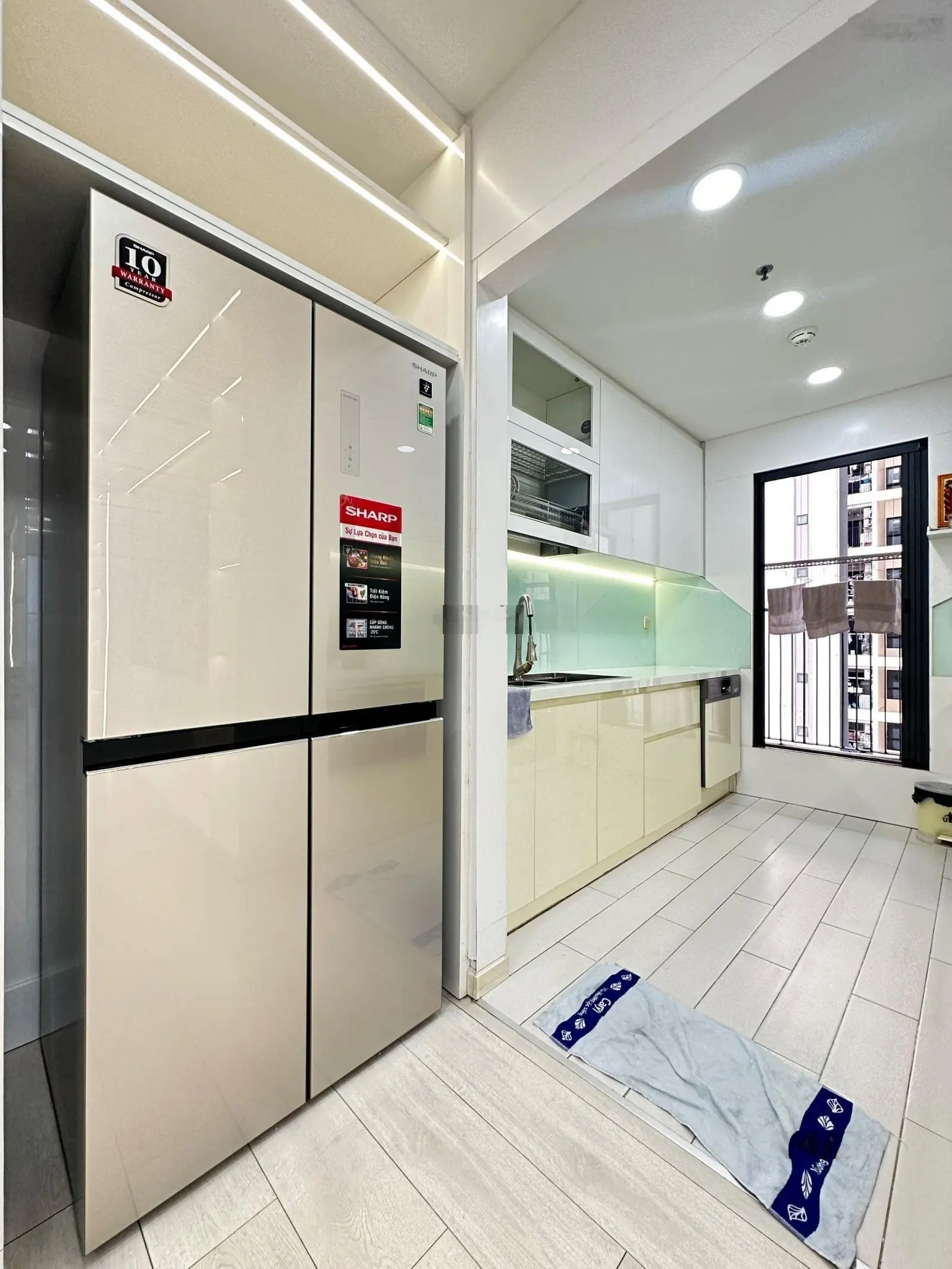 Gia đình em cần bán chung cư Park Legend, DT 59m2, 1PN, 1WC, giá 4.5 tỷ. LH em 0931 177 *** * Ngọc