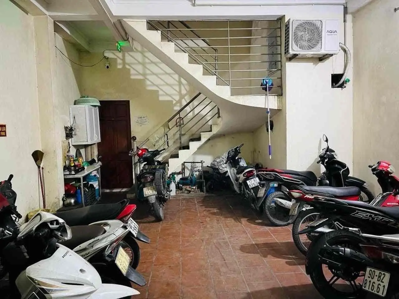 Cần bán nhà giảm sâu giá 55mx5 tầng xMT5m ngõ nhà 4m ô tô đỗ ngõ thông cho thuê 30tr/Th nhích 9 tỷ