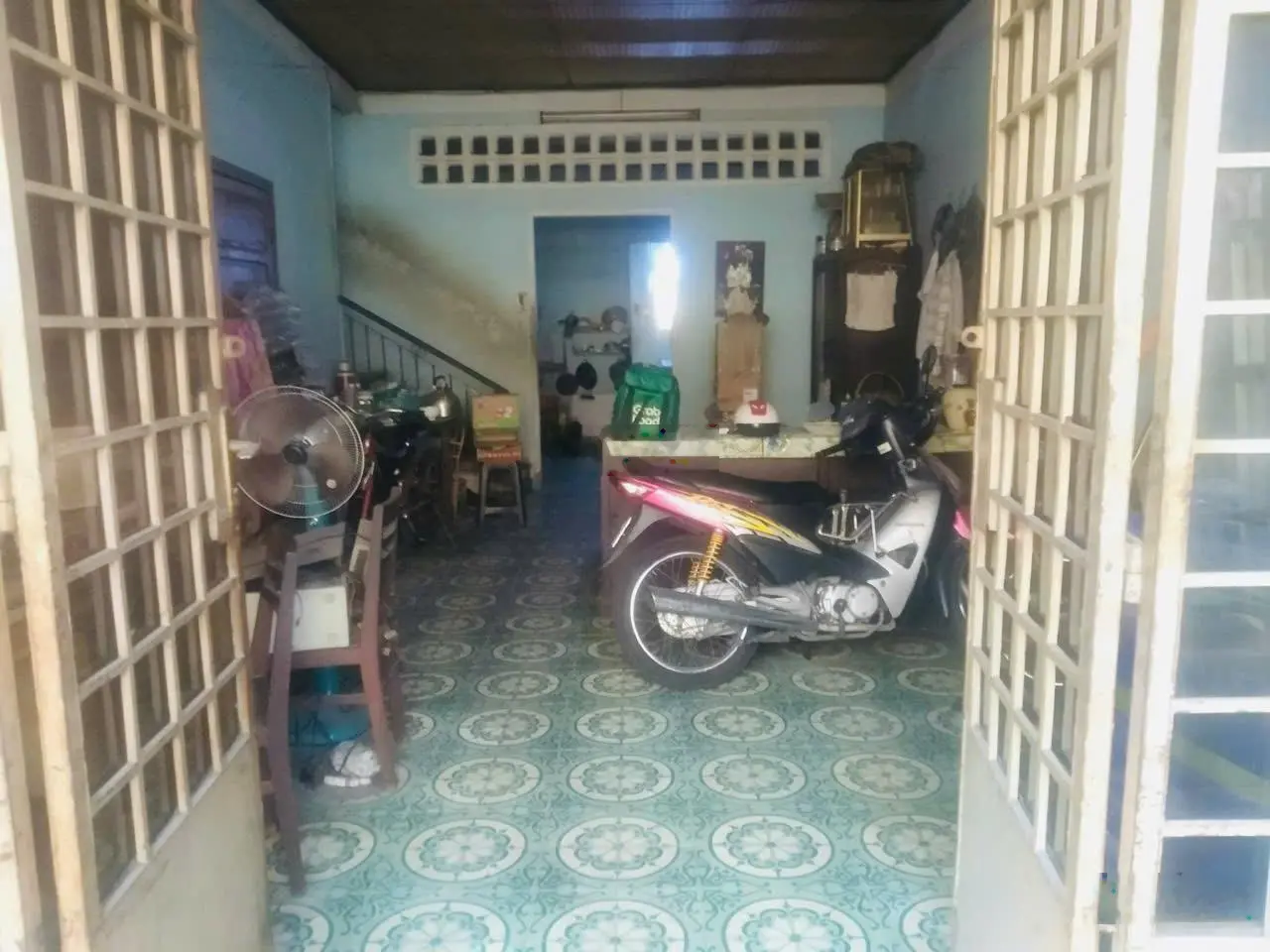 Bán nhà cũ tiện xây mới một đời chủ đường 3/2 Q.10 5x12.6m 61m2 giá đầu tư chỉ 7.8 tỷ