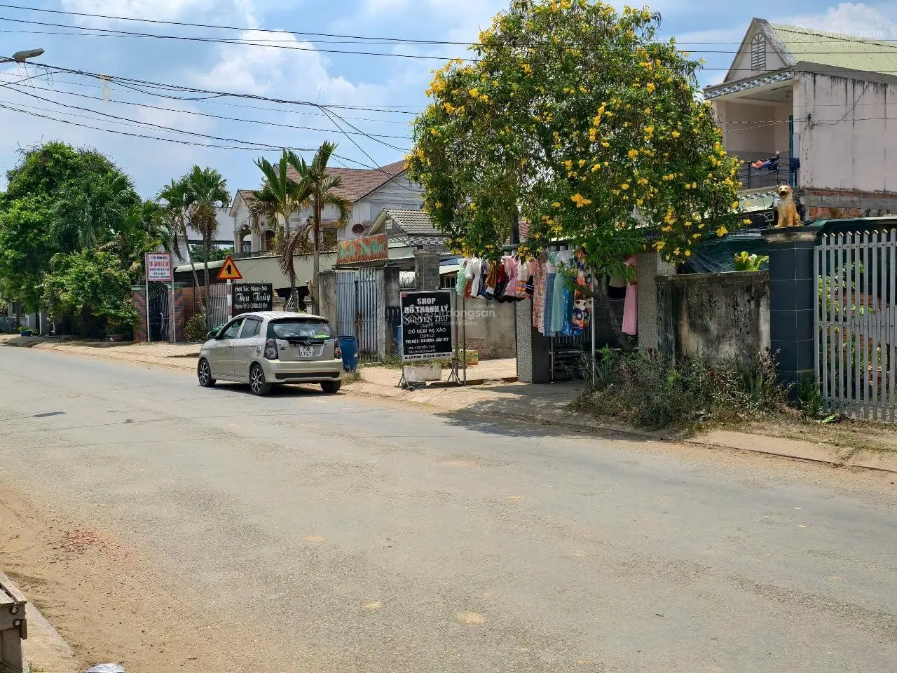 Cần bán nhà 761 m2 thổ cư mặt tiền ĐT 821 tại chợ, Đức Hòa, Long An giá rẻ
