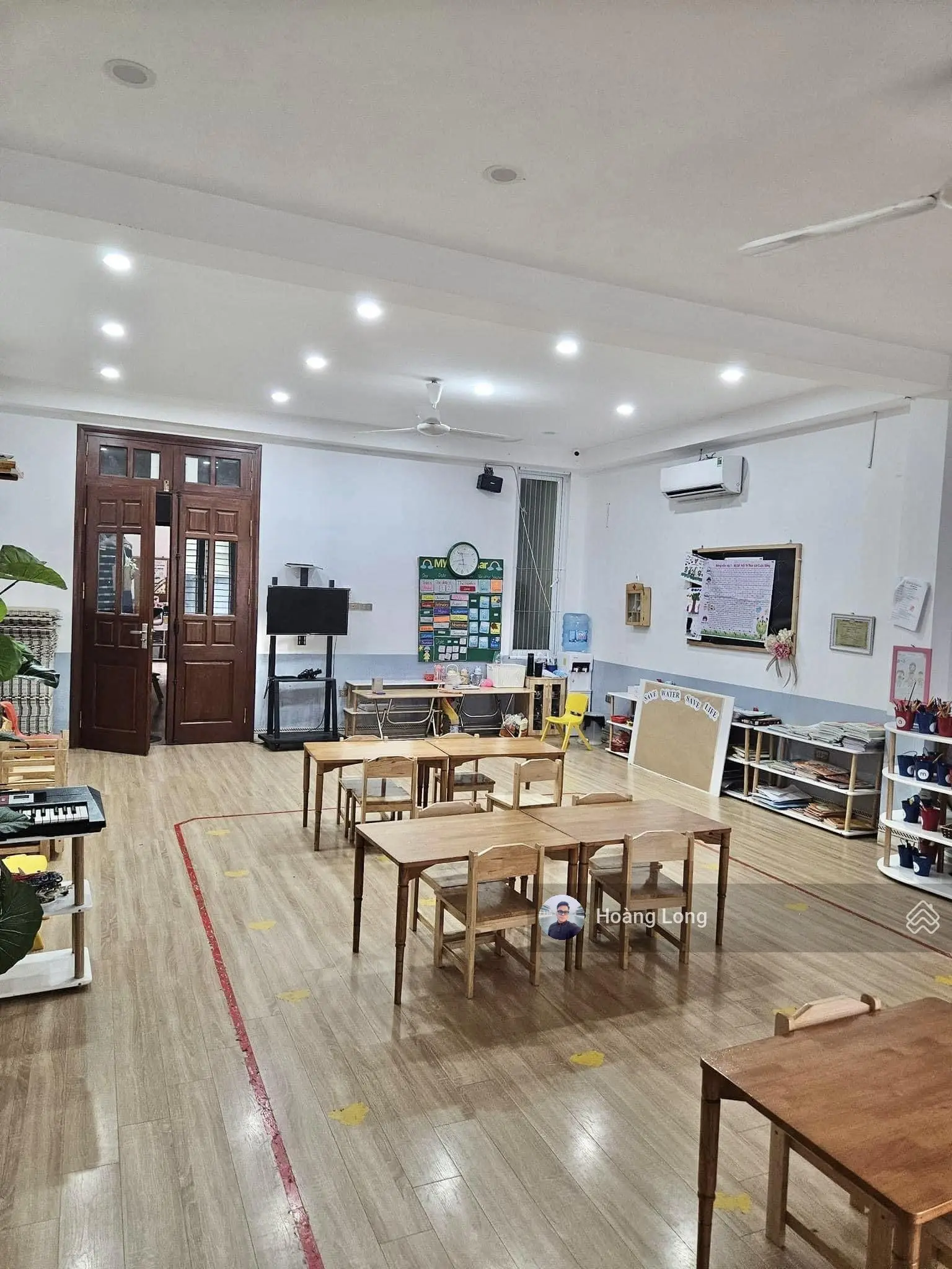 Cần bán nhà DT 141m2 - MT 6 mét tại phố Kim Đồng - Mặt kinh doanh - Đường 3 ô tô tránh - giá mềm