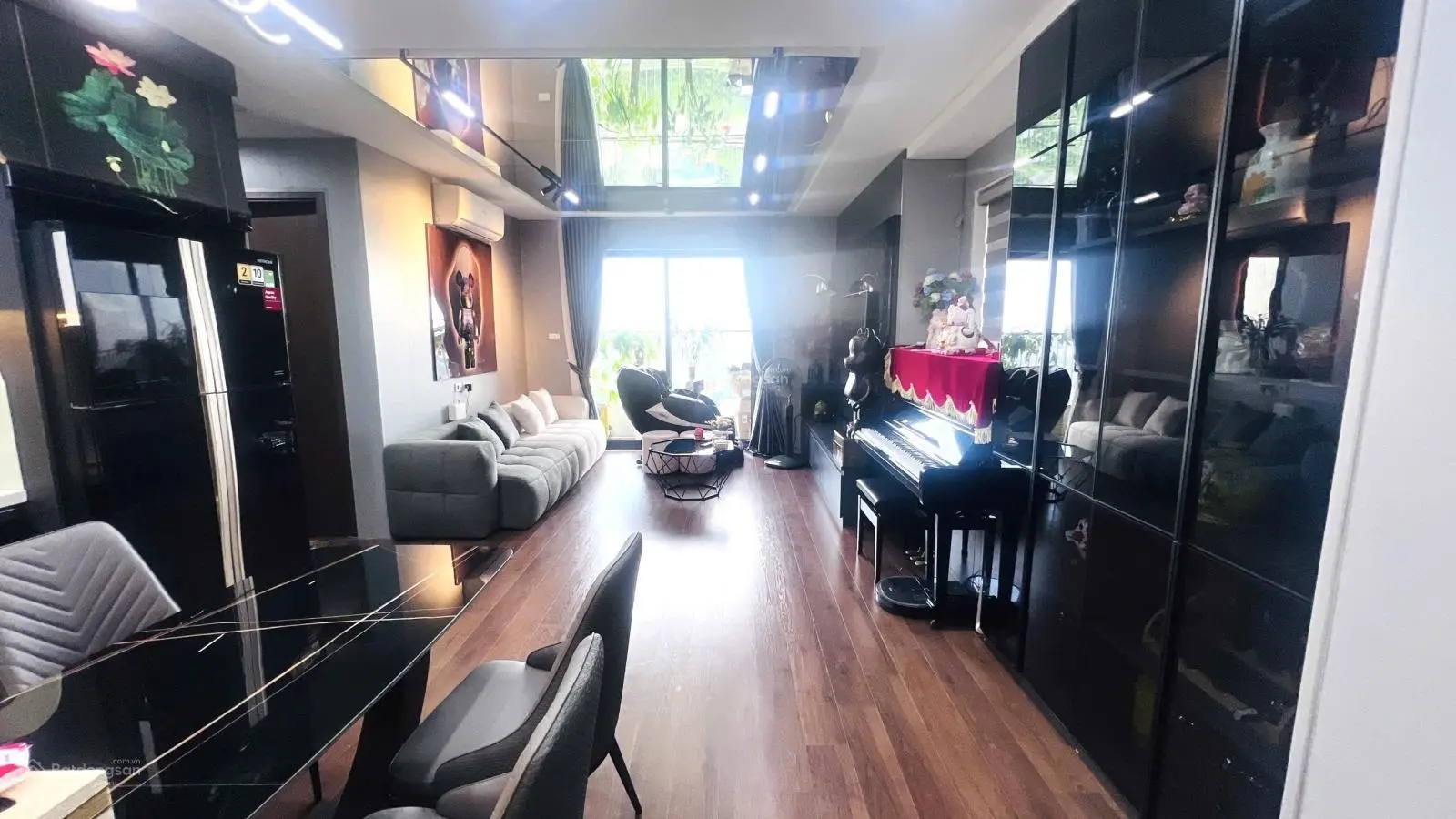 Chính chủ bán gấp căn 2pn, 2vs sẵn sổ 69,9m2 toà thăng long capital giá chỉ nhỉnh 3 tỷ